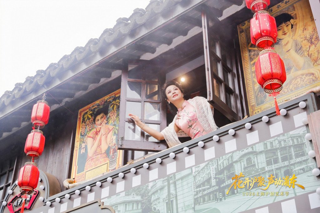 “金丝鸟”在咖啡馆唱响